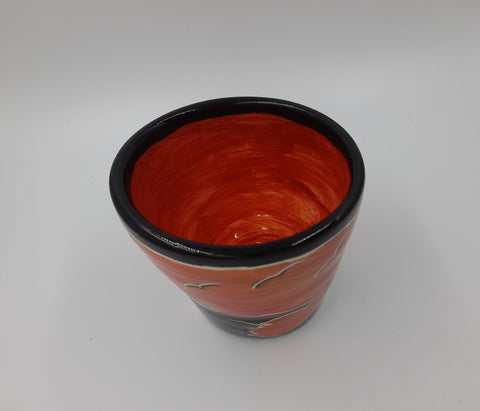 Medium-sized pot