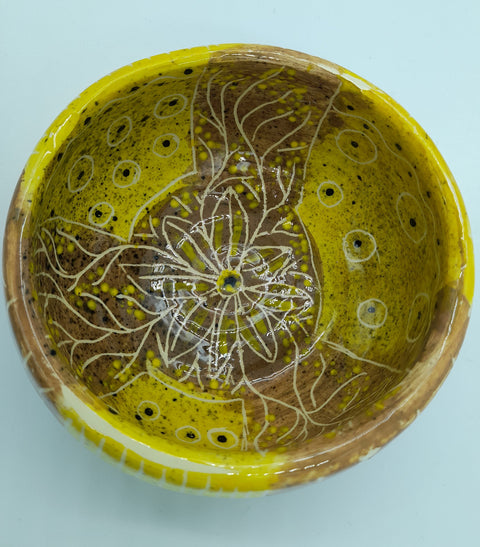 "Yellow Flower" pot